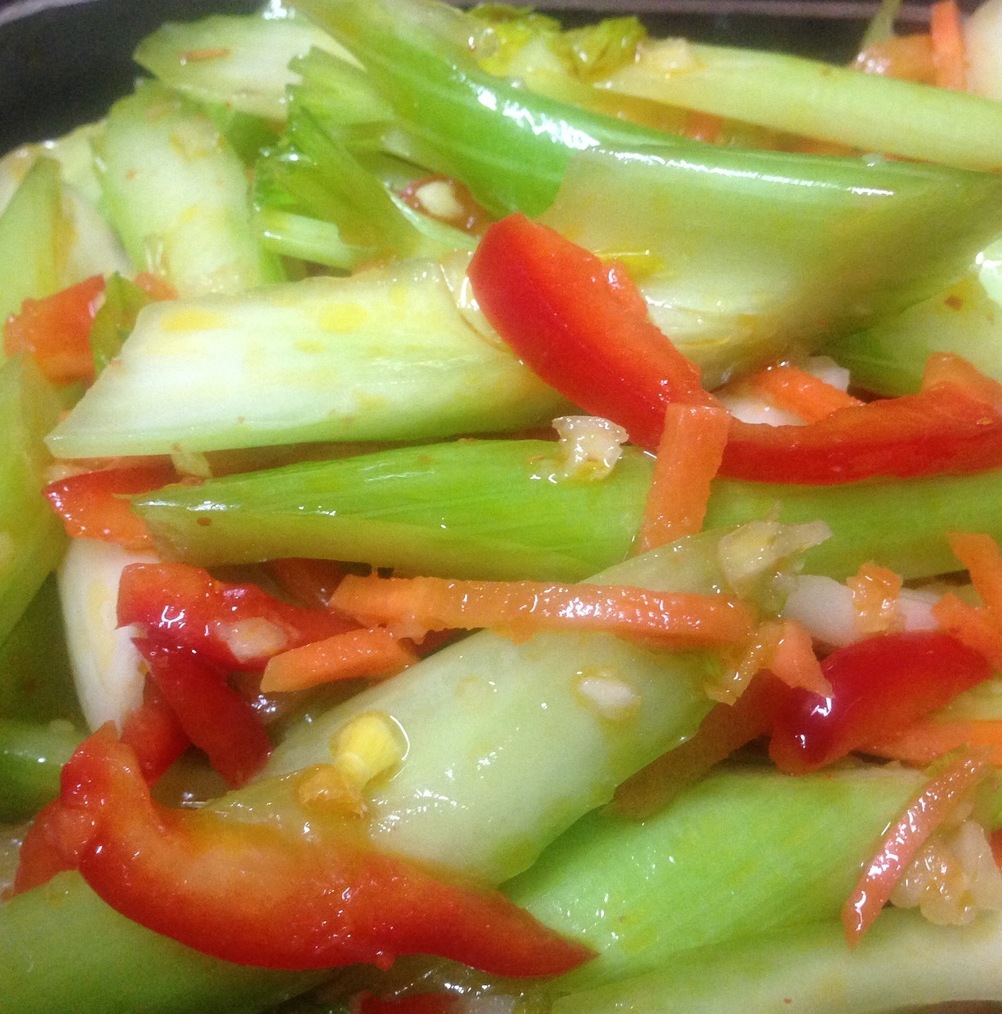 Стебель сельдерея по-корейски 